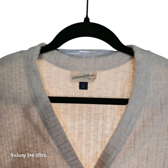 Universal Thread Cream Ribbed Cardigan - Picture 2 of 4